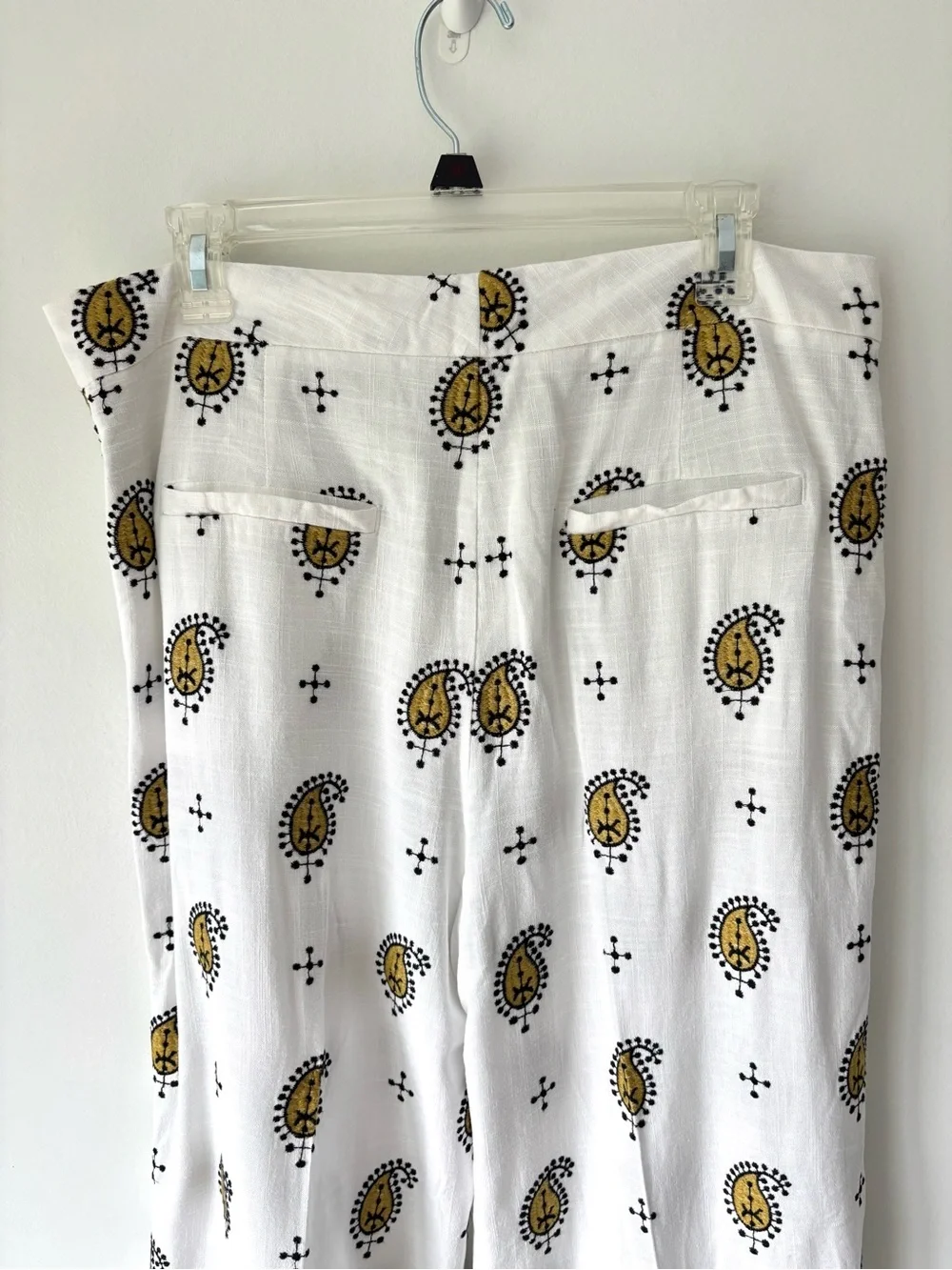 Zara White Embroidered Linen Blend Pant Yellow Black Pattern Beach Travel